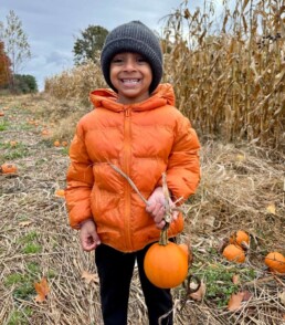 Lyonsgate Montessori School Casa students enjoyed a Halloween field trip to a farm.